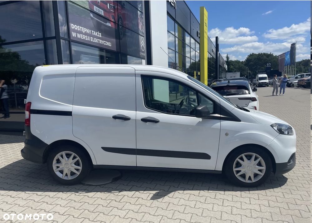 Ford Transit Courier Trend - 2