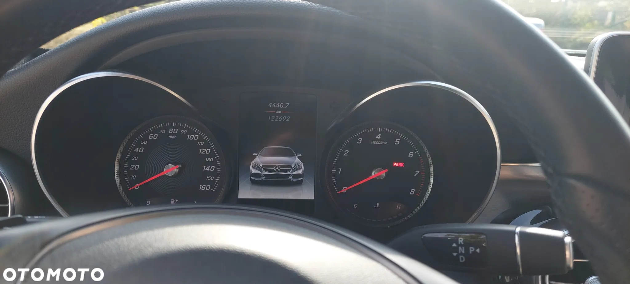 Mercedes-Benz Klasa C 300 9G-TRONIC - 28