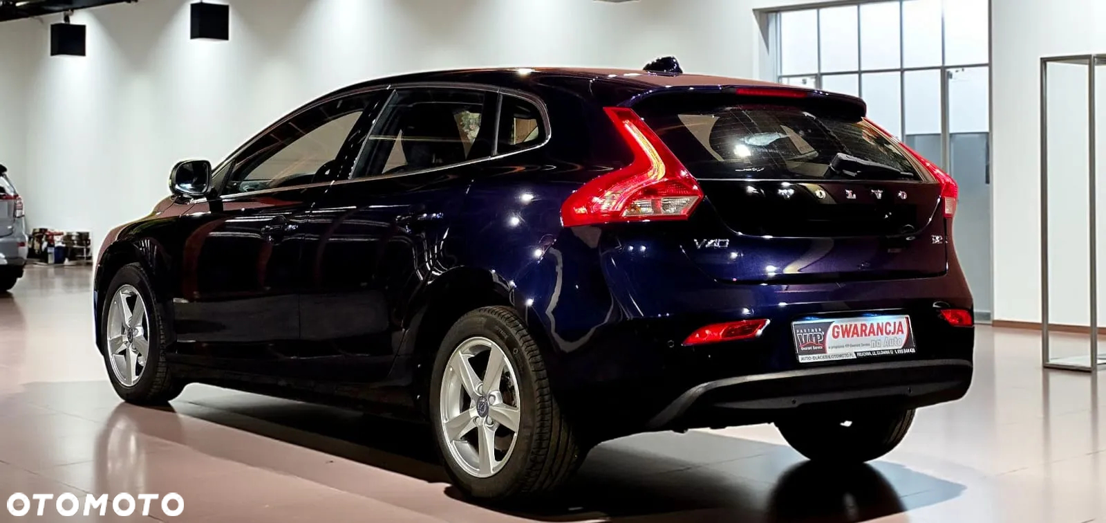 Volvo V40 D2 Drive-E Momentum - 5