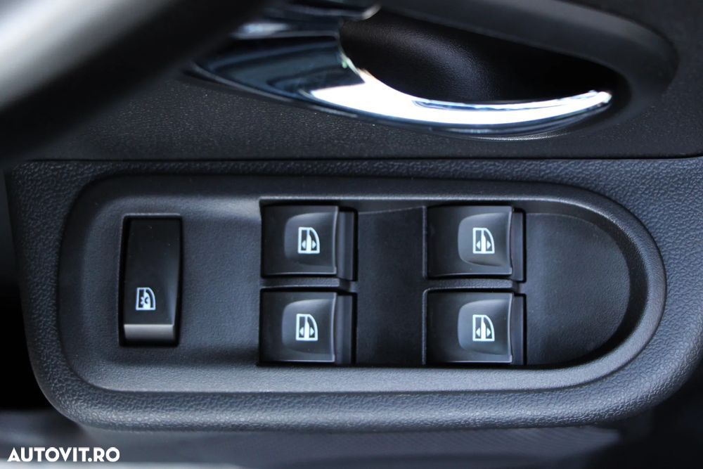 Dacia Duster TCe 125 4x4 Blackshadow - 12