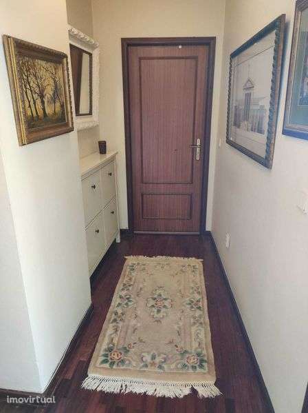 Vende-se T3 Penthouse - Grande imagem: 3/11