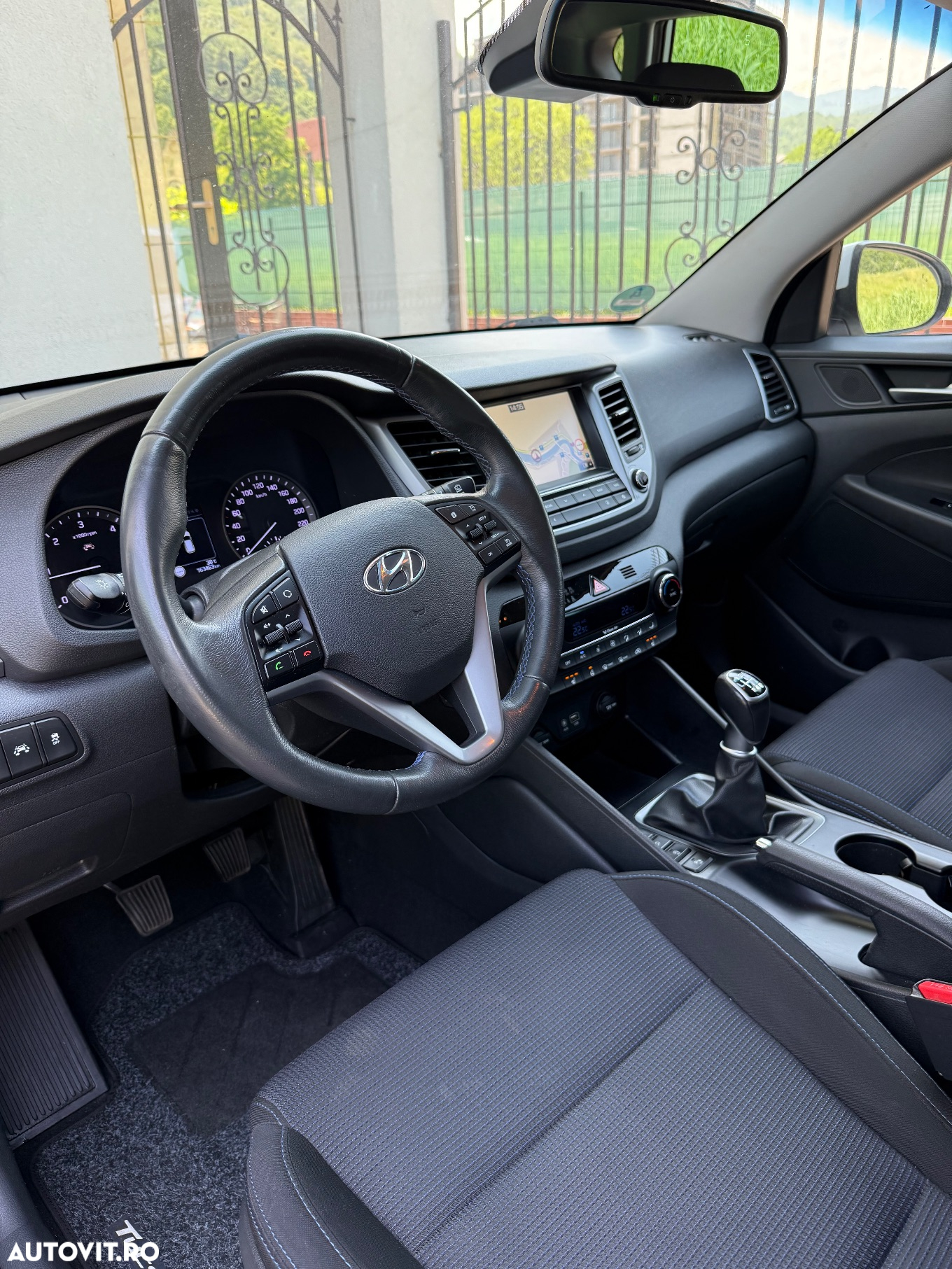 Hyundai Tucson blue 1.7 CRDi 2WD Style - 16