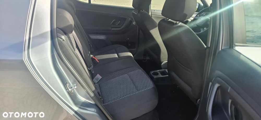 Skoda Fabia 1.2 TSI Ambiente - 9