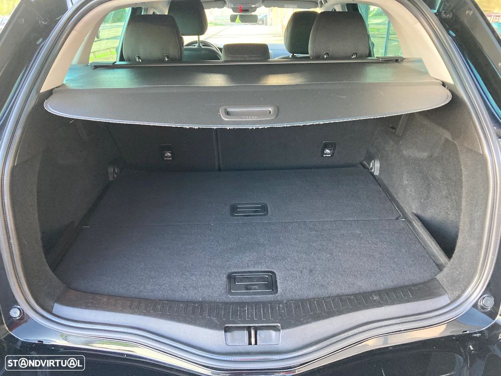 Renault Mégane Sport Tourer ver-1-5-dci-dynamique - 28