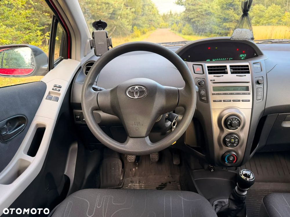 Toyota Yaris 1.33 VVT-i Cool+ - 7