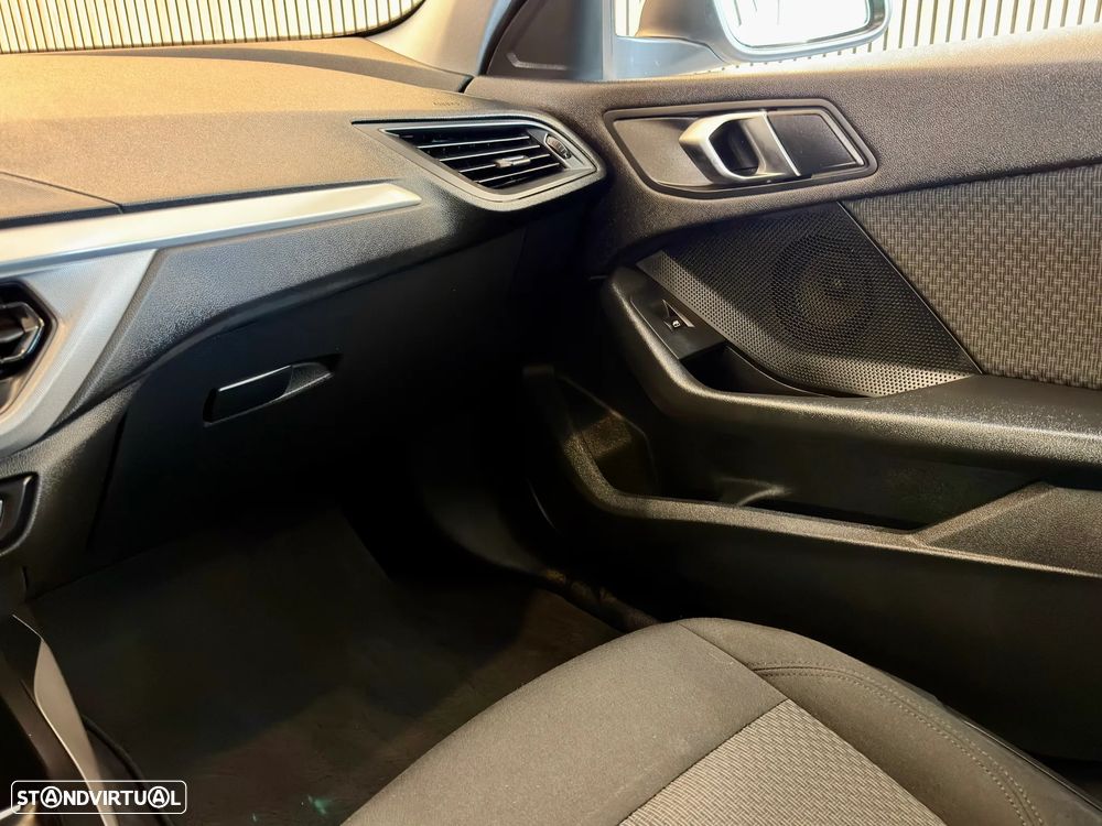 BMW 116 d Advantage Auto - 26