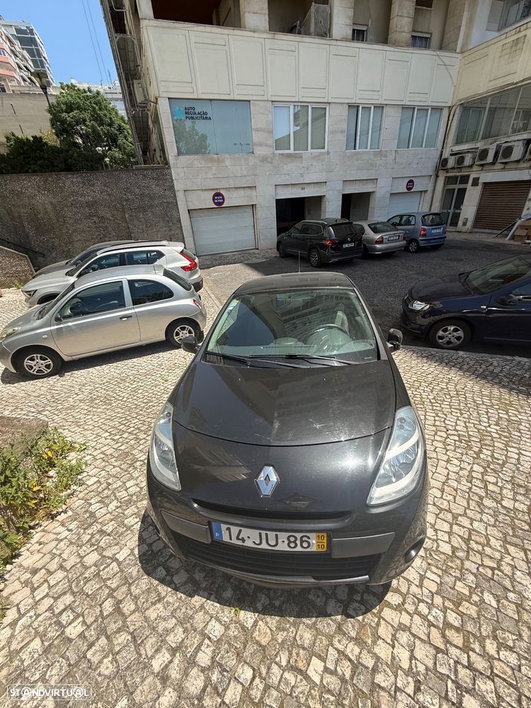 Renault Clio - 8