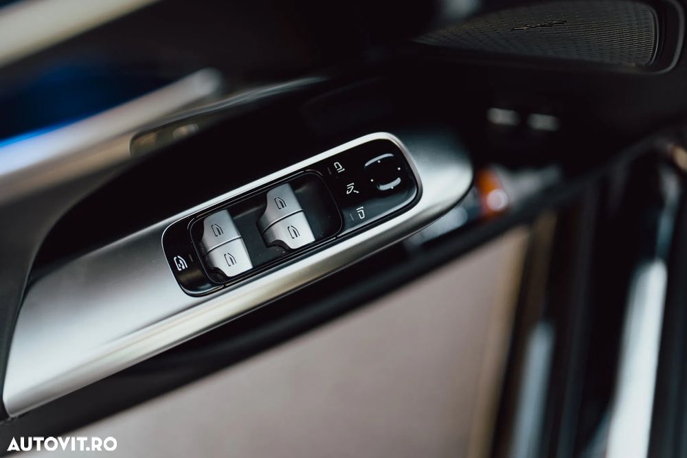 Mercedes-Benz C - 14