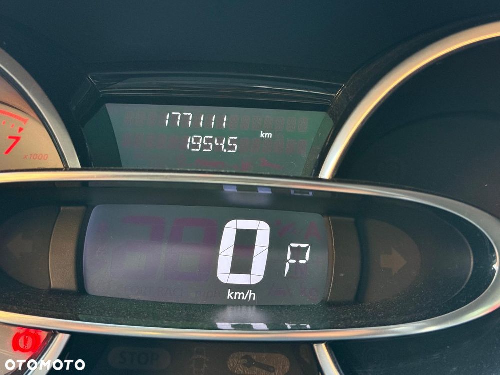 Renault Clio TCe 220 EDC R.S Trophy - 2