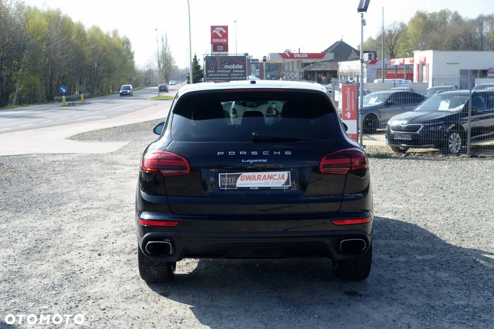 Porsche Cayenne Platinum Edition - 6