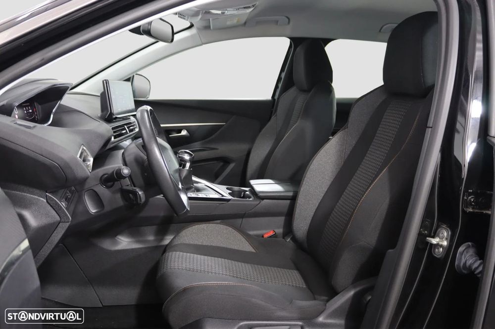 Peugeot 3008 PureTech 130 Stop & Start GPF Active Business-Pack - 4