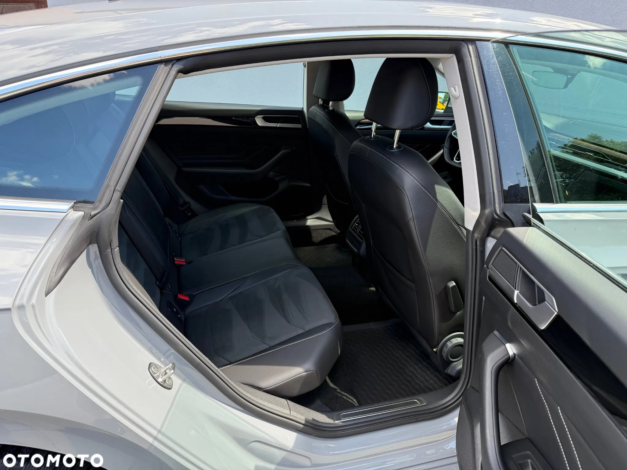 Volkswagen Arteon 2.0 TDI 4Motion Elegance DSG - 11