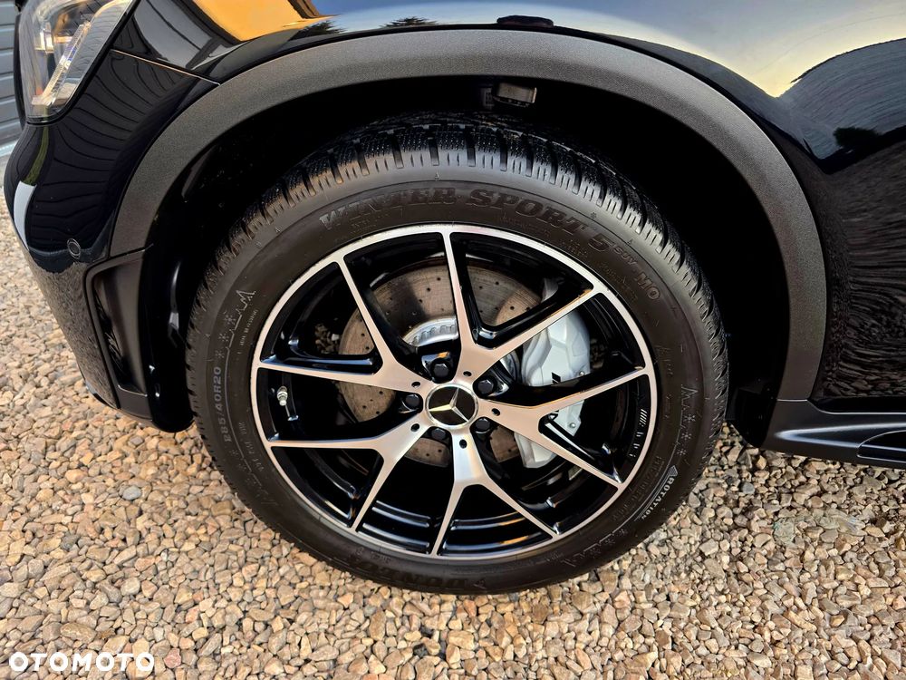 Mercedes-Benz GLC - 29