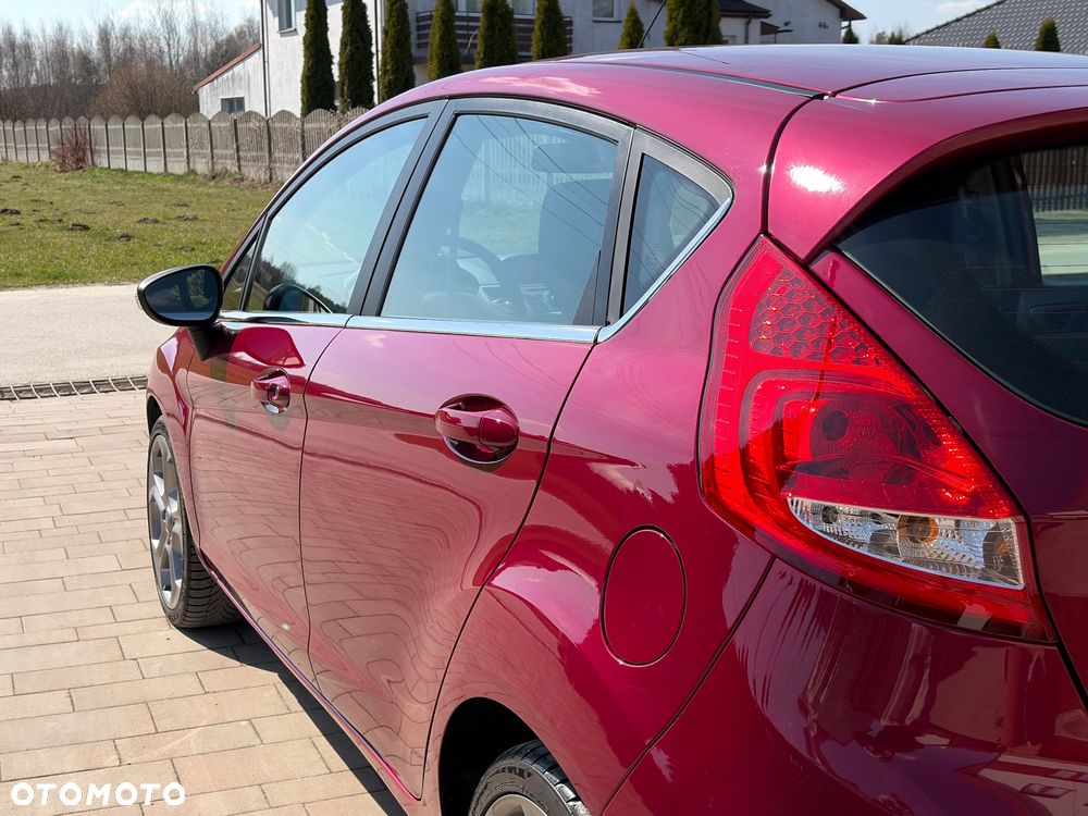 Ford Fiesta 1.25 SYNC Edition - 12