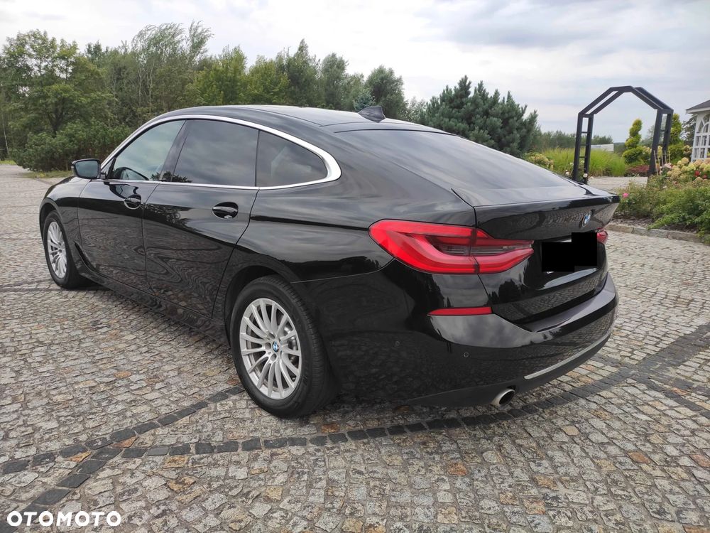 BMW 6GT - 14