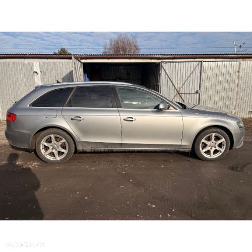 Audi A4 Avant 2.0 TDI - 4