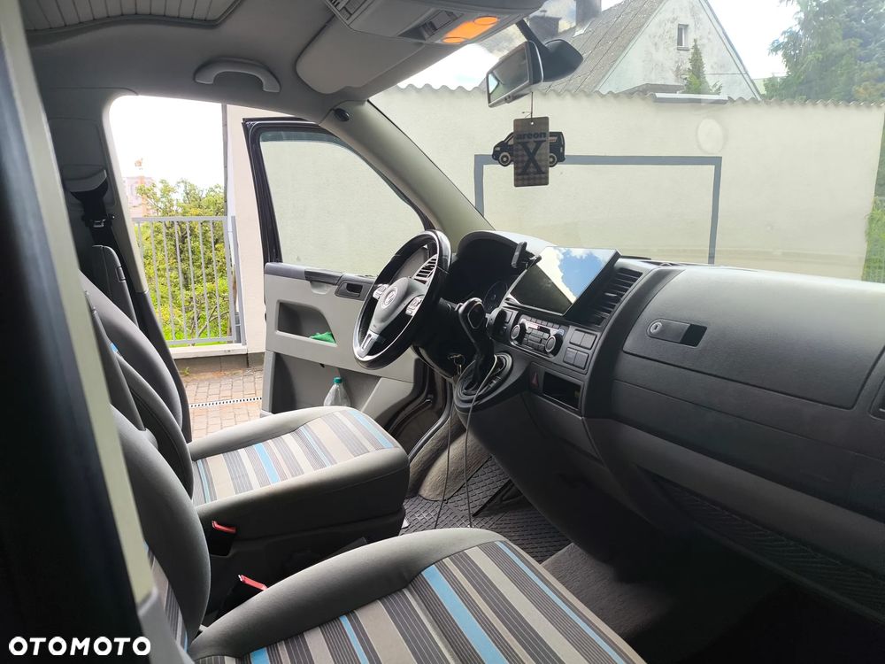 Volkswagen California - 12