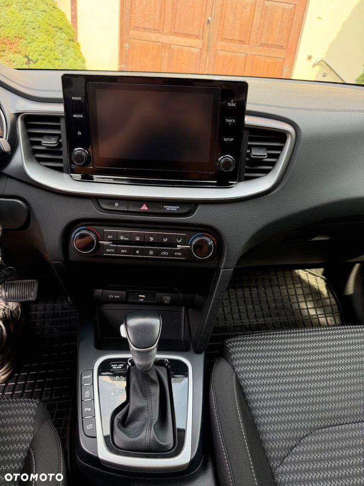 Kia XCeed 1.5 T-GDI M DCT - 10