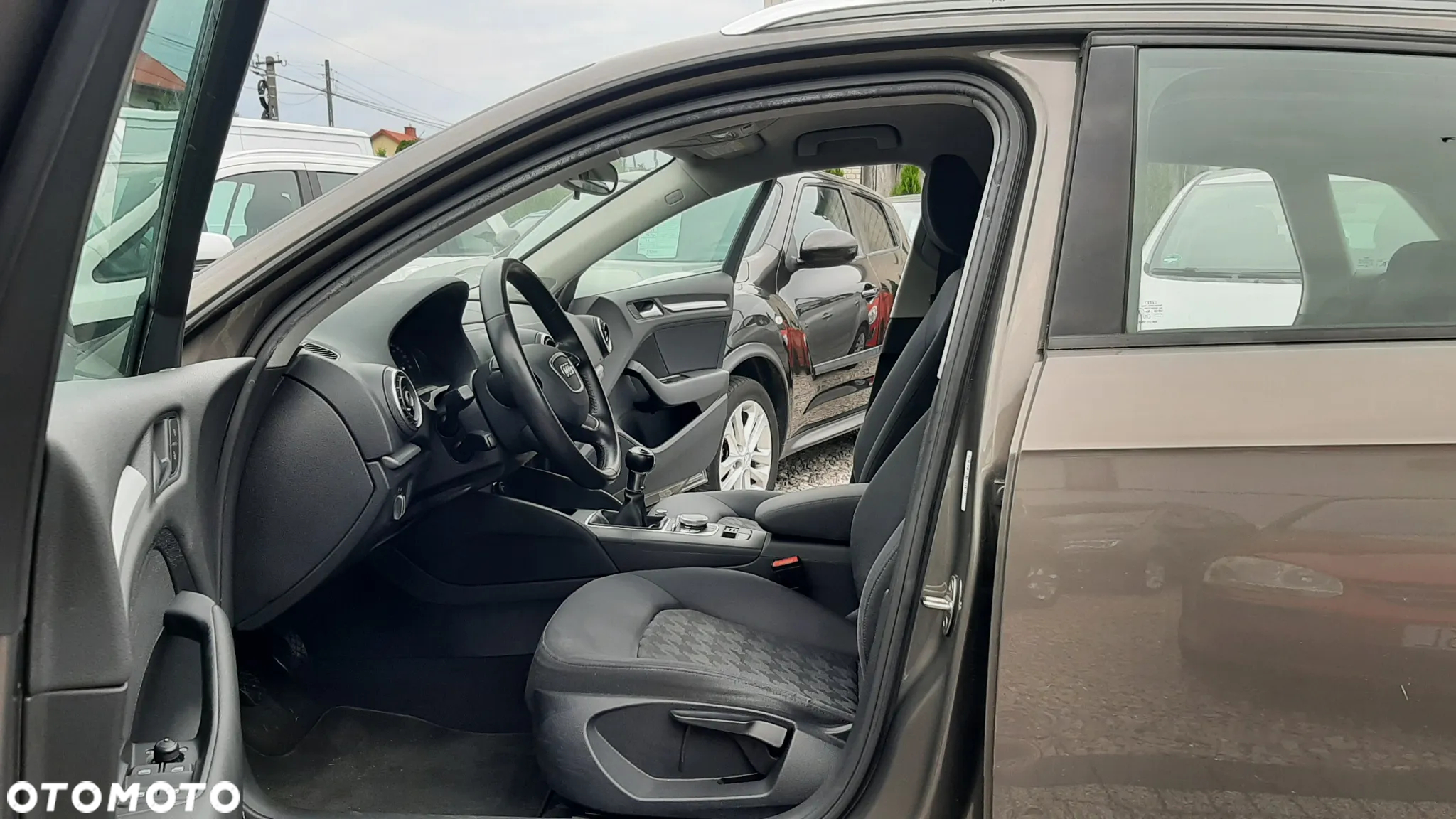 Audi A3 1.6 TDI Attraction - 7