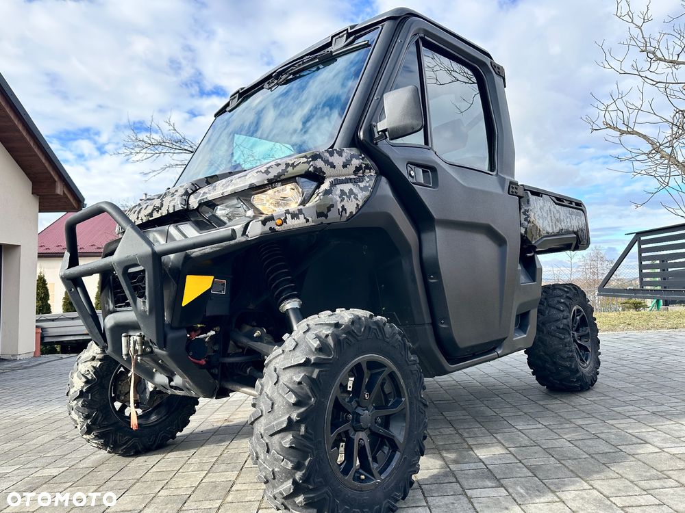 Can-Am Inny - 24