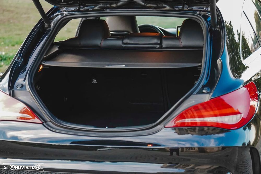 Mercedes-Benz CLA 200 - 51