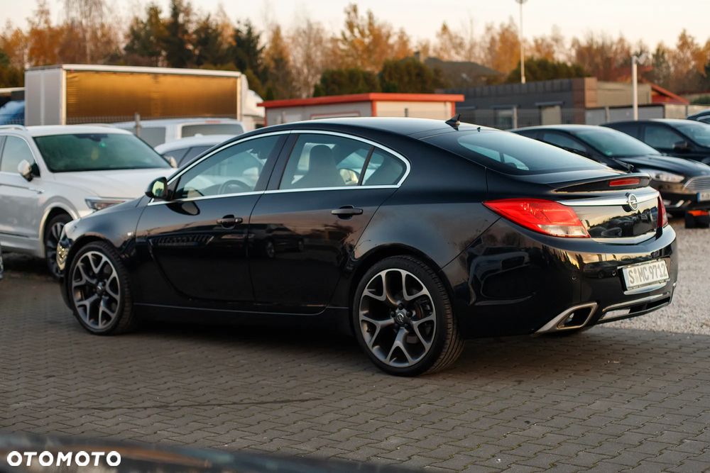 Opel Insignia 2.8 V6 Turbo 4x4 OPC - 12