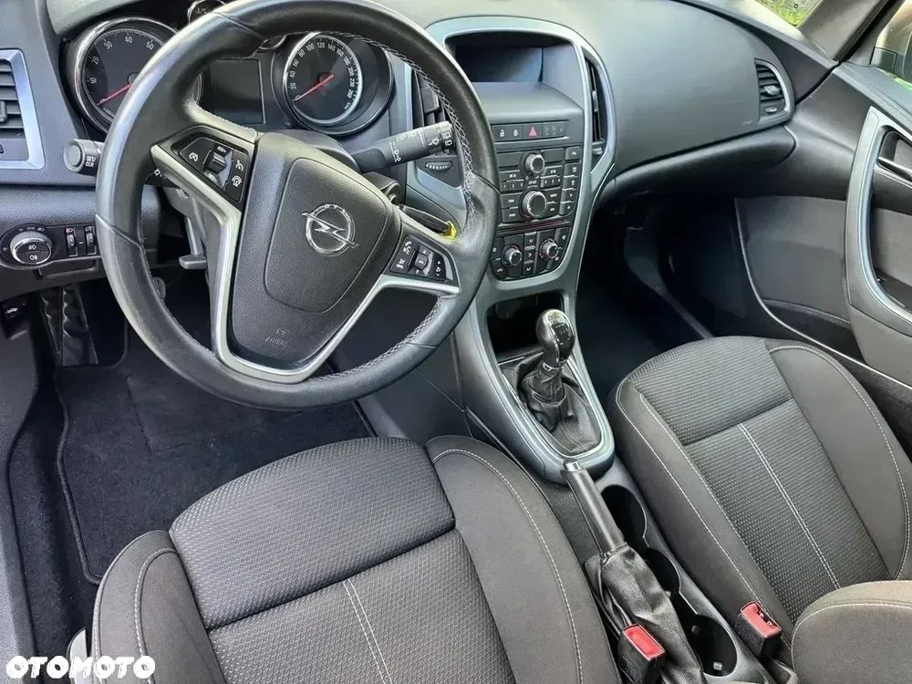 Opel Astra - 13