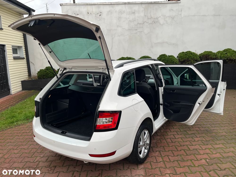 Skoda Fabia 1.0 TSI Ambition Plus - 28