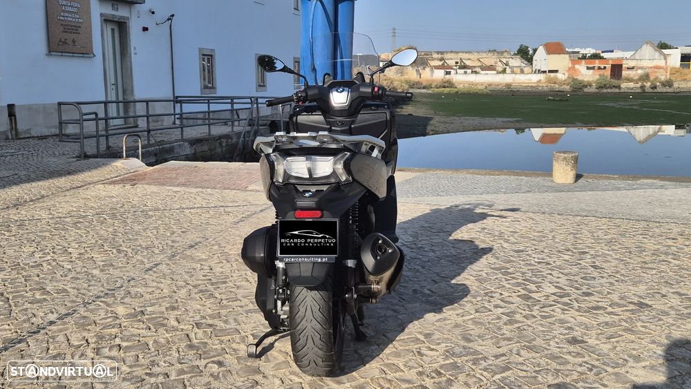 BMW C 400 GT Triple Black - 7