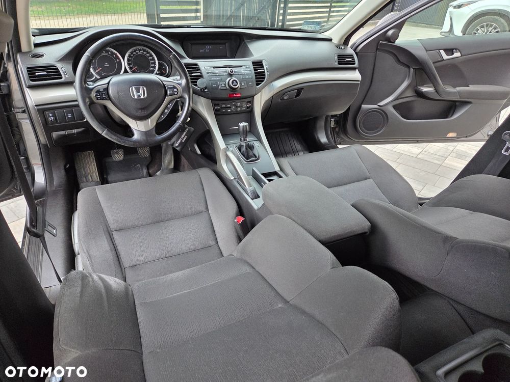 Honda Accord 2.0 Elegance - 37
