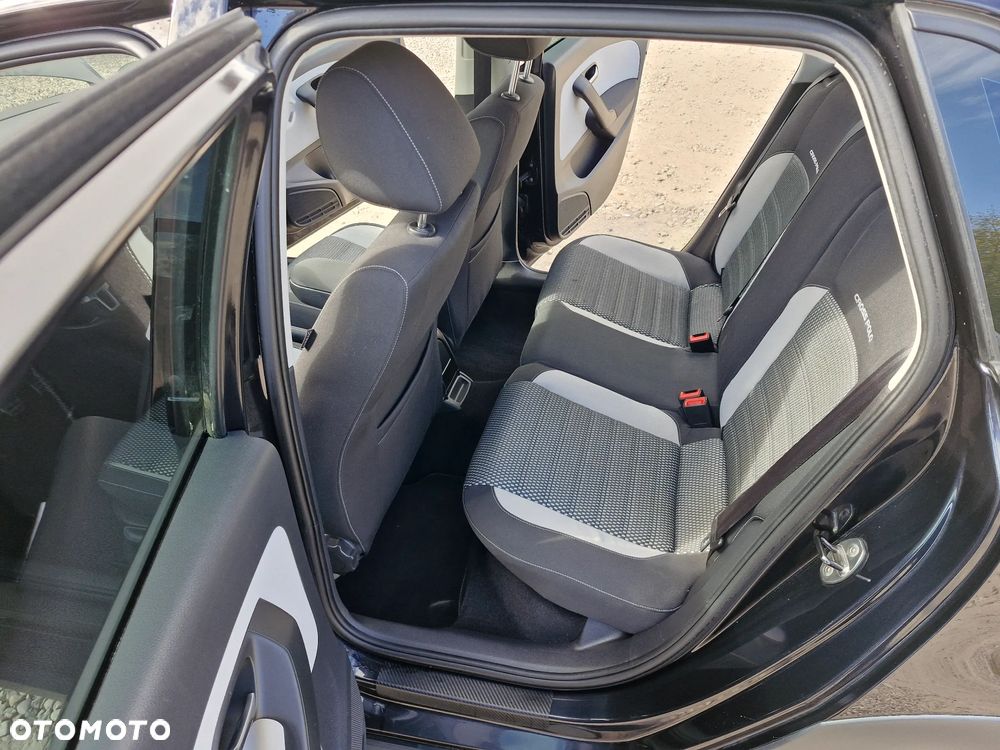 Volkswagen Polo Cross - 9