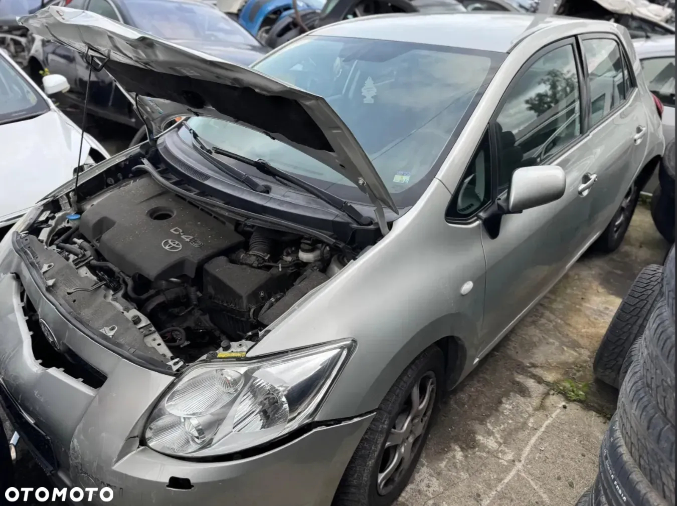 BLOK silnika kod 1AD Toyota Auris 2007r poj. 2.0 D4D  - na części - 4
