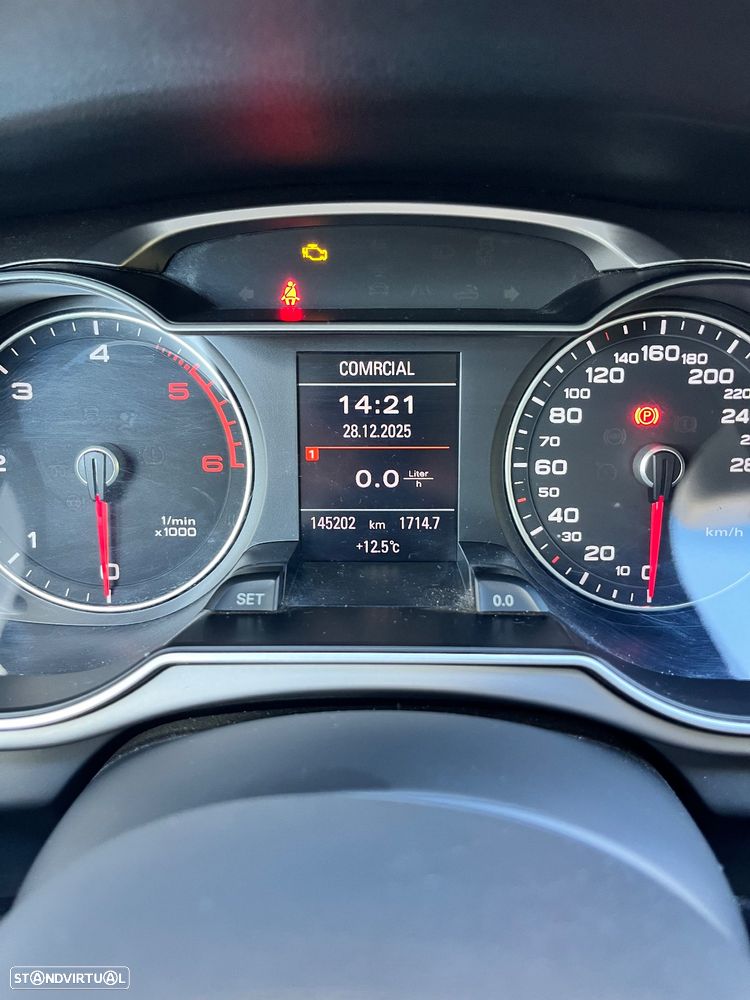 Audi A4 Avant 2.0 TDI Business Line - 9