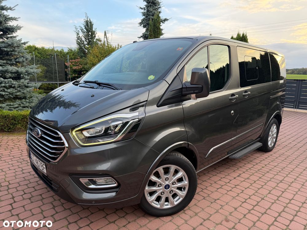 Ford Tourneo Custom 2.0 EcoBlue L1 Titanium - 1