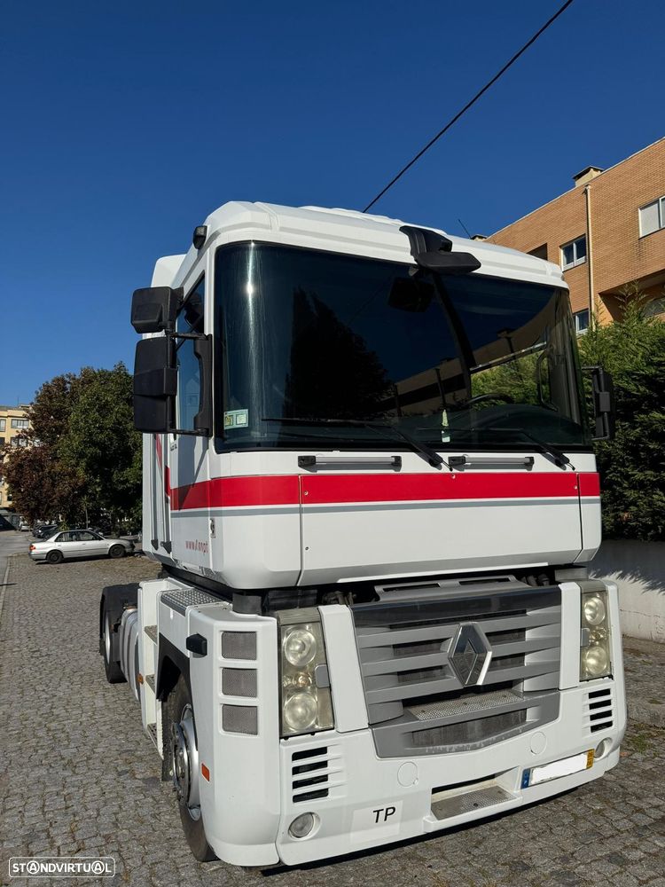 Renault Magnum 460 Dxi - 2