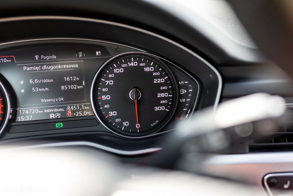 Audi A4 Avant 40 TDI quattro S tronic - 16