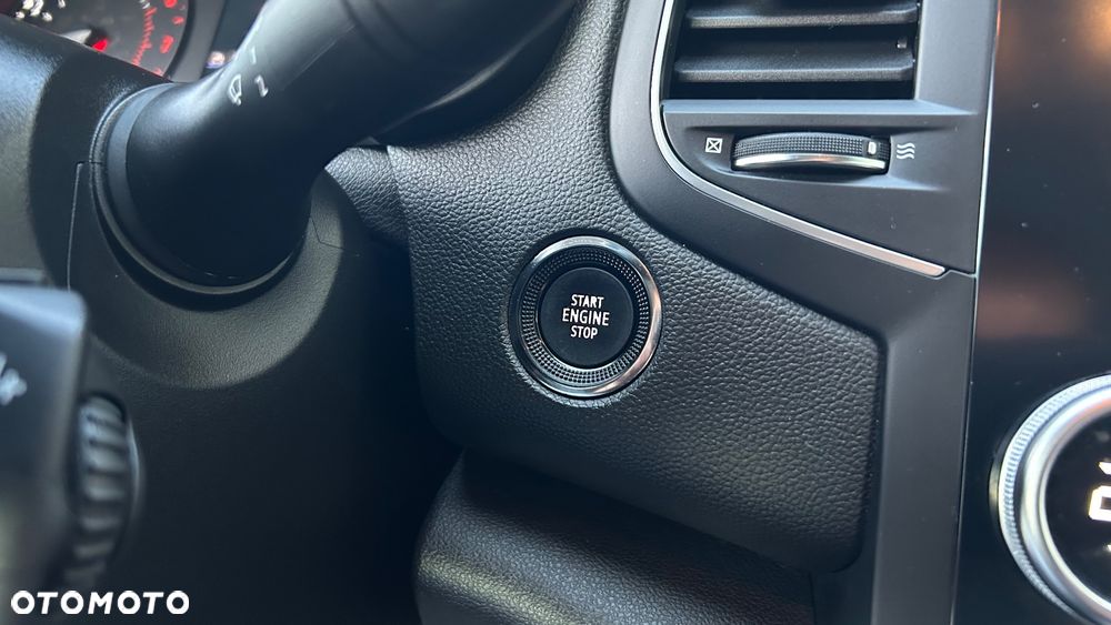 Renault Megane TCe 115 GPF ZEN - 38