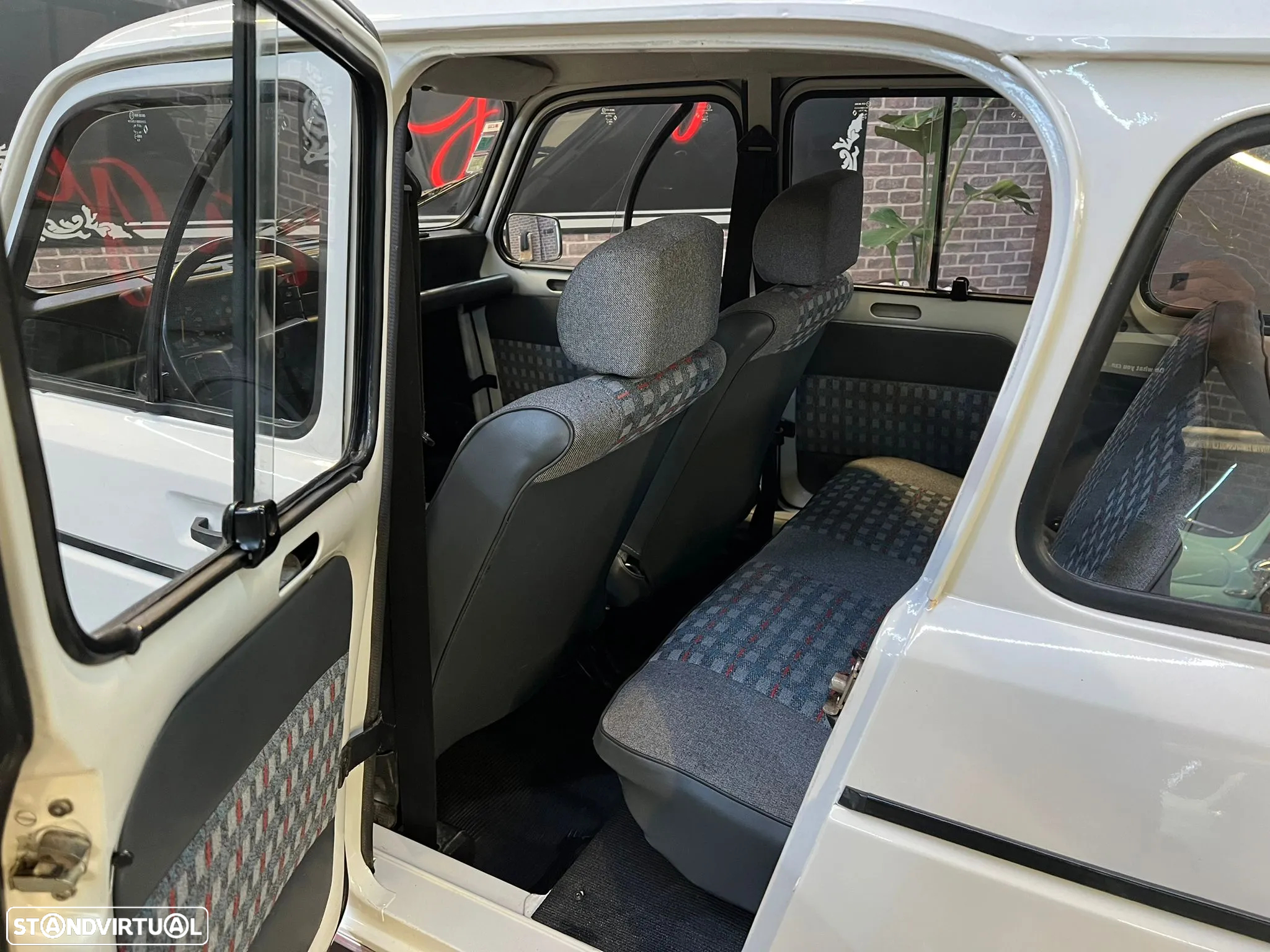 Renault 4 1.1 GTL - 13