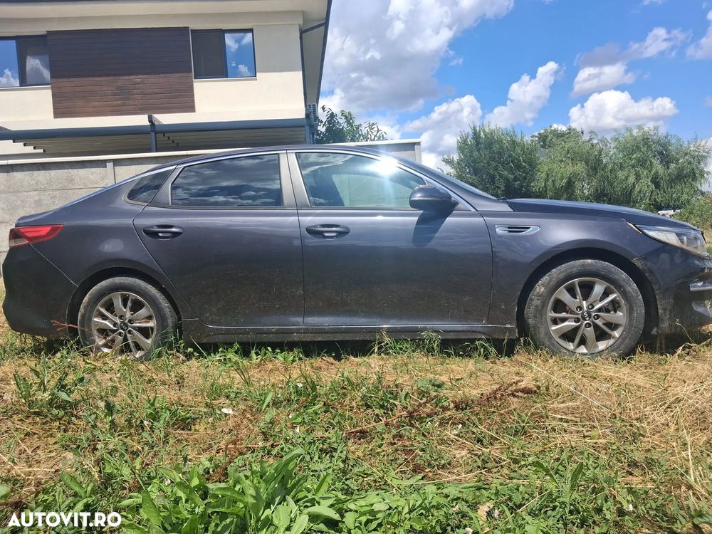 Kia Optima 1.7 DSL 6MT Comfort - 3