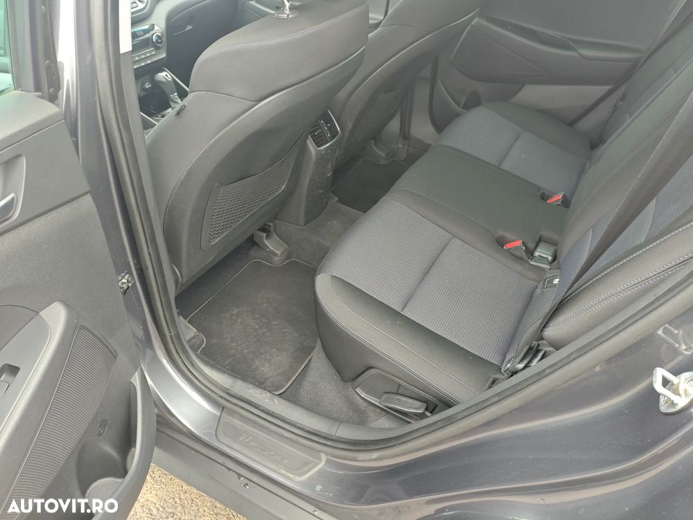 Hyundai Tucson blue 1.7 CRDi 2WD DCT Style - 22