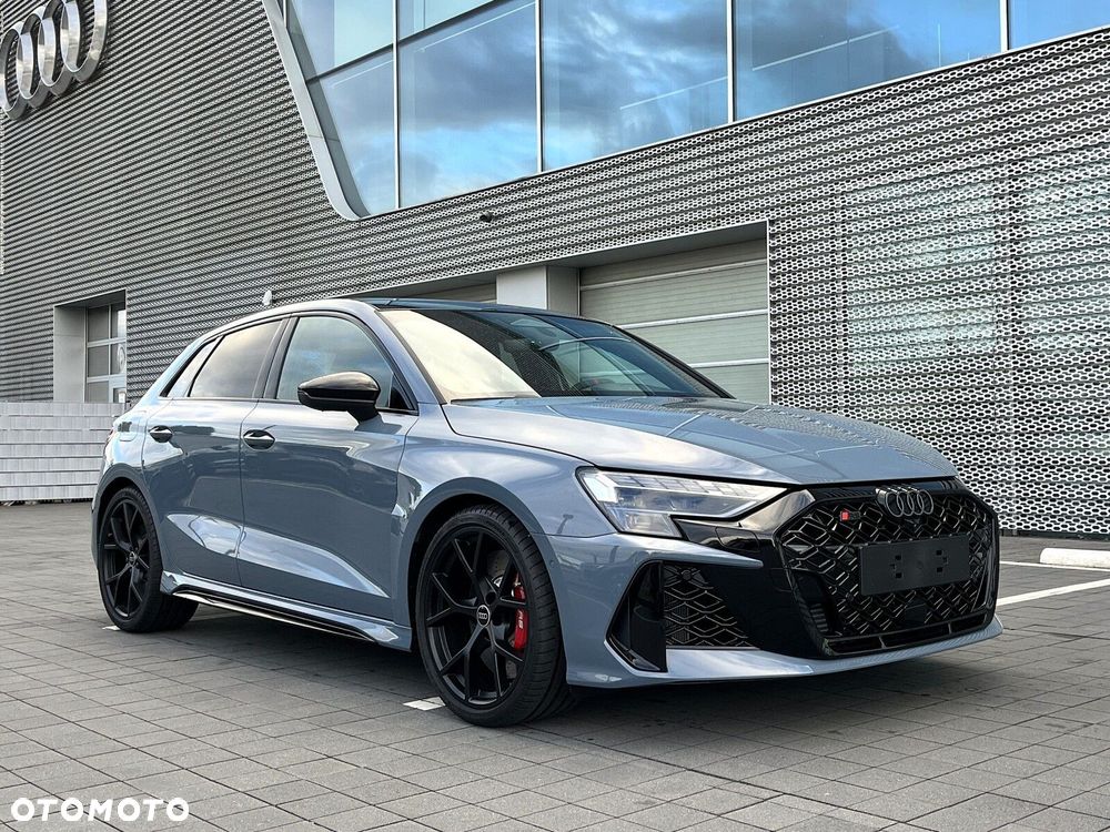 Audi RS3 Sportback - 3