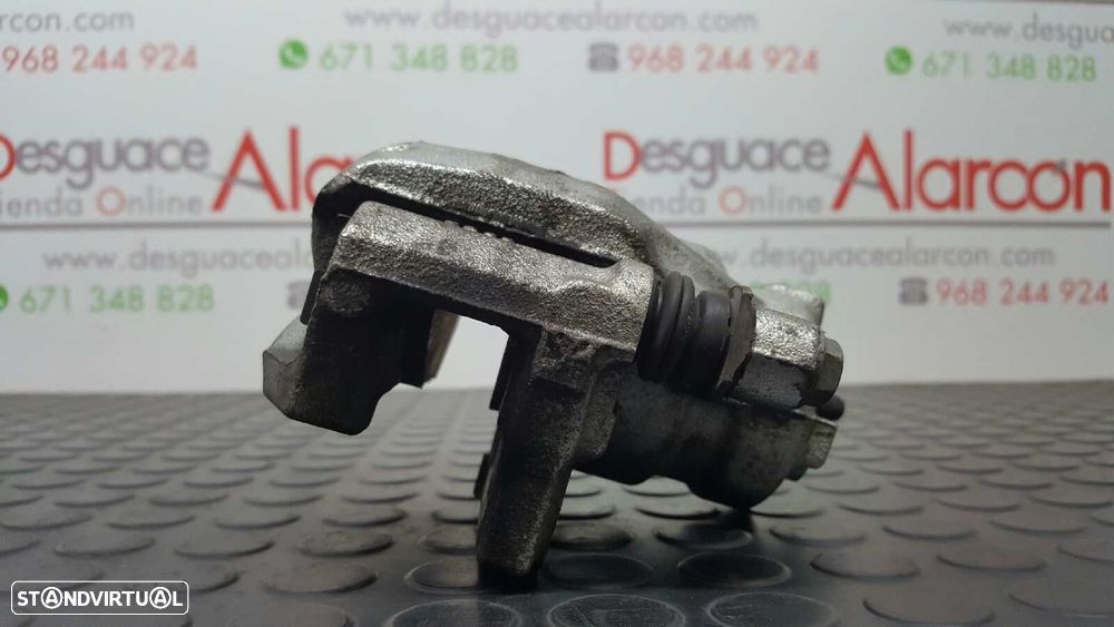 PINÇA DE TRAVÃO FRENTE DIREITA PEUGEOT 108 ACTIVE - 6