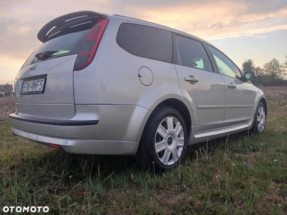 Ford Focus - 17