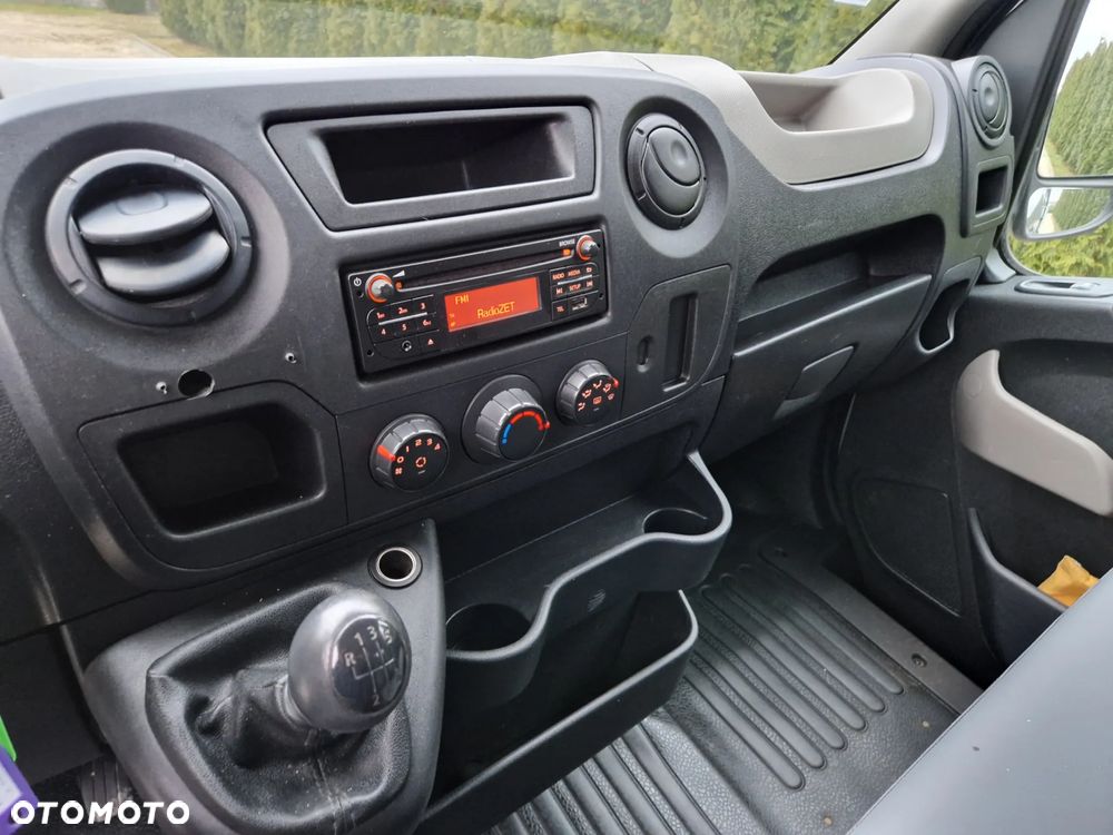 Renault Master 2.3 125KM - 8