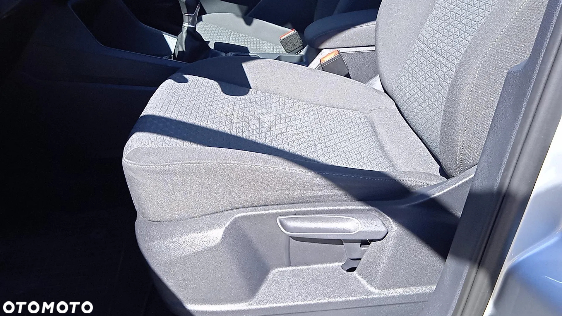 Ford Tourneo Connect 2.0 EcoBlue Titanium - 26