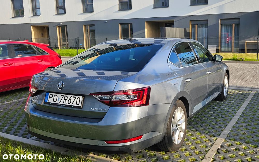 Skoda Superb 2.0 TSI Style DSG - 4