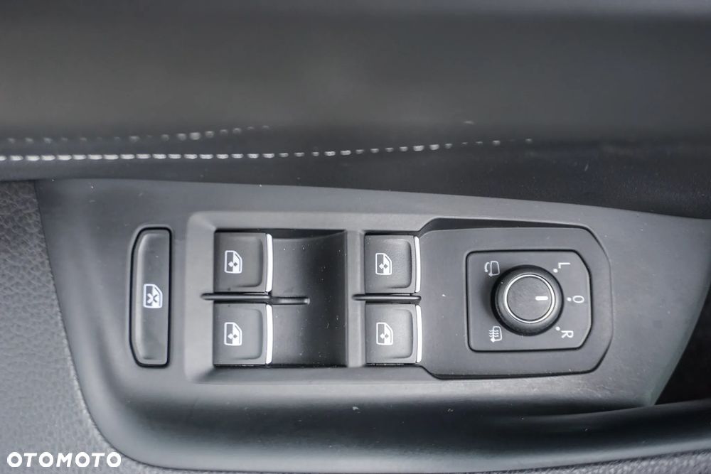 Volkswagen Arteon 2.0 TSI R-Line DSG - 23
