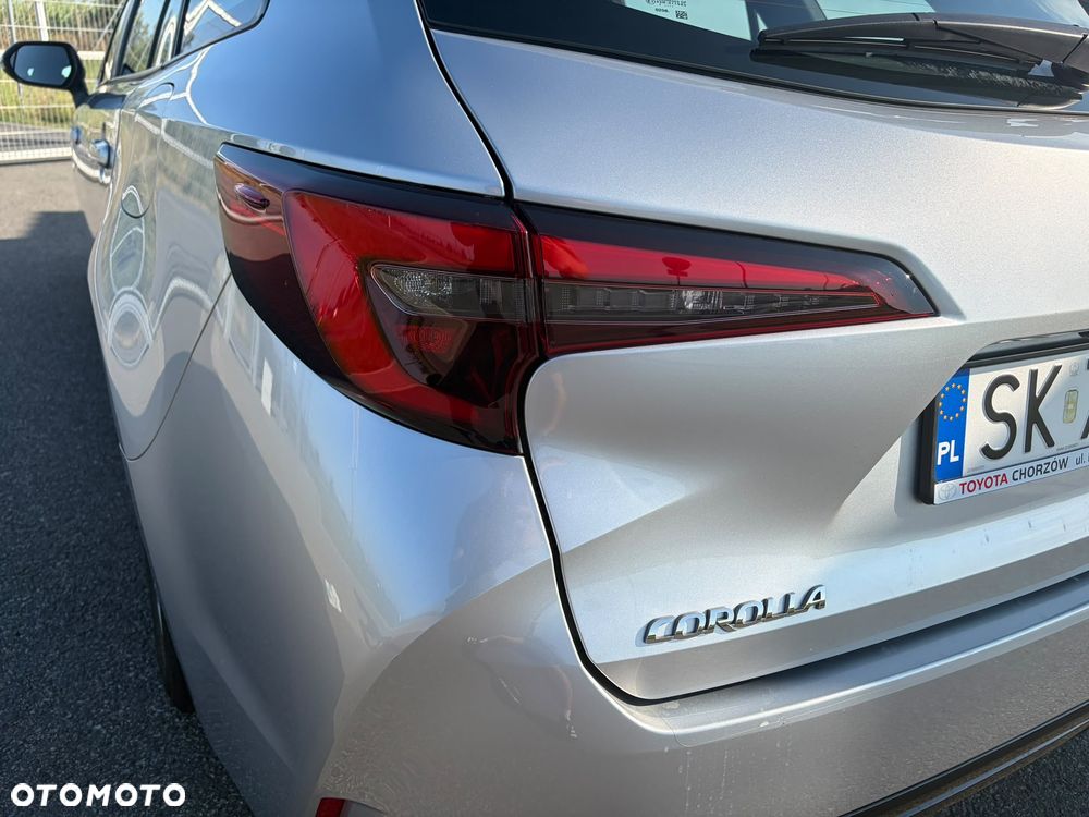 Toyota Corolla 1.8 Hybrid Comfort - 19