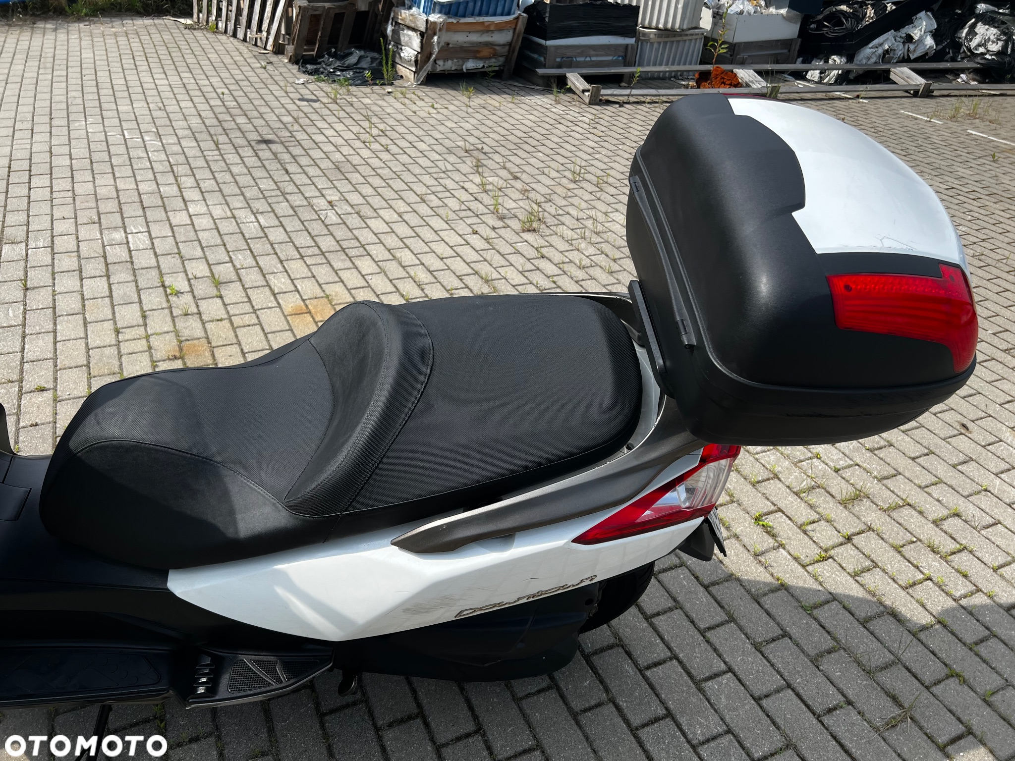 Kymco Downtown - 10
