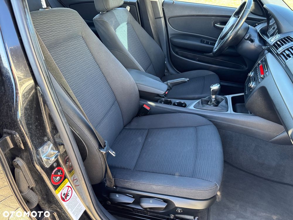 BMW Seria 1 118d DPF Edition Lifestyle - 28